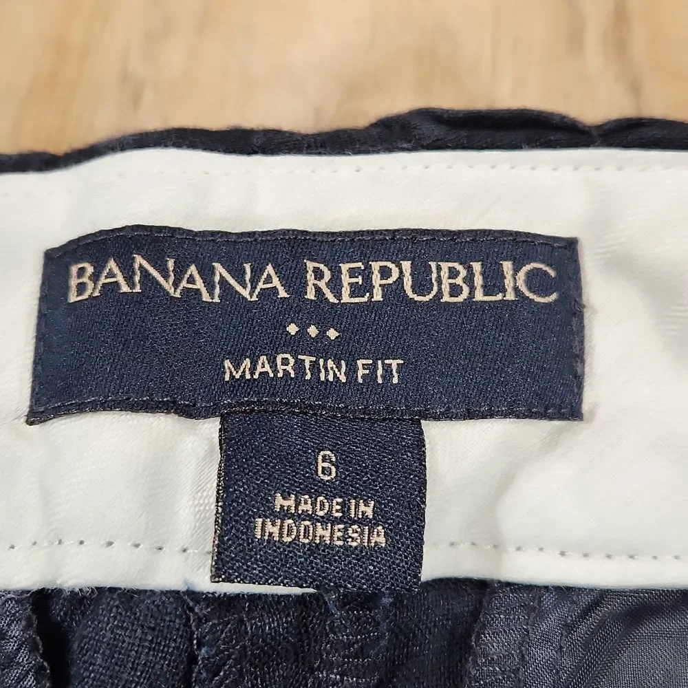 🔹️Banana Republic Dark Blue Martin Fit Cuffed Linen Pants Size 6
